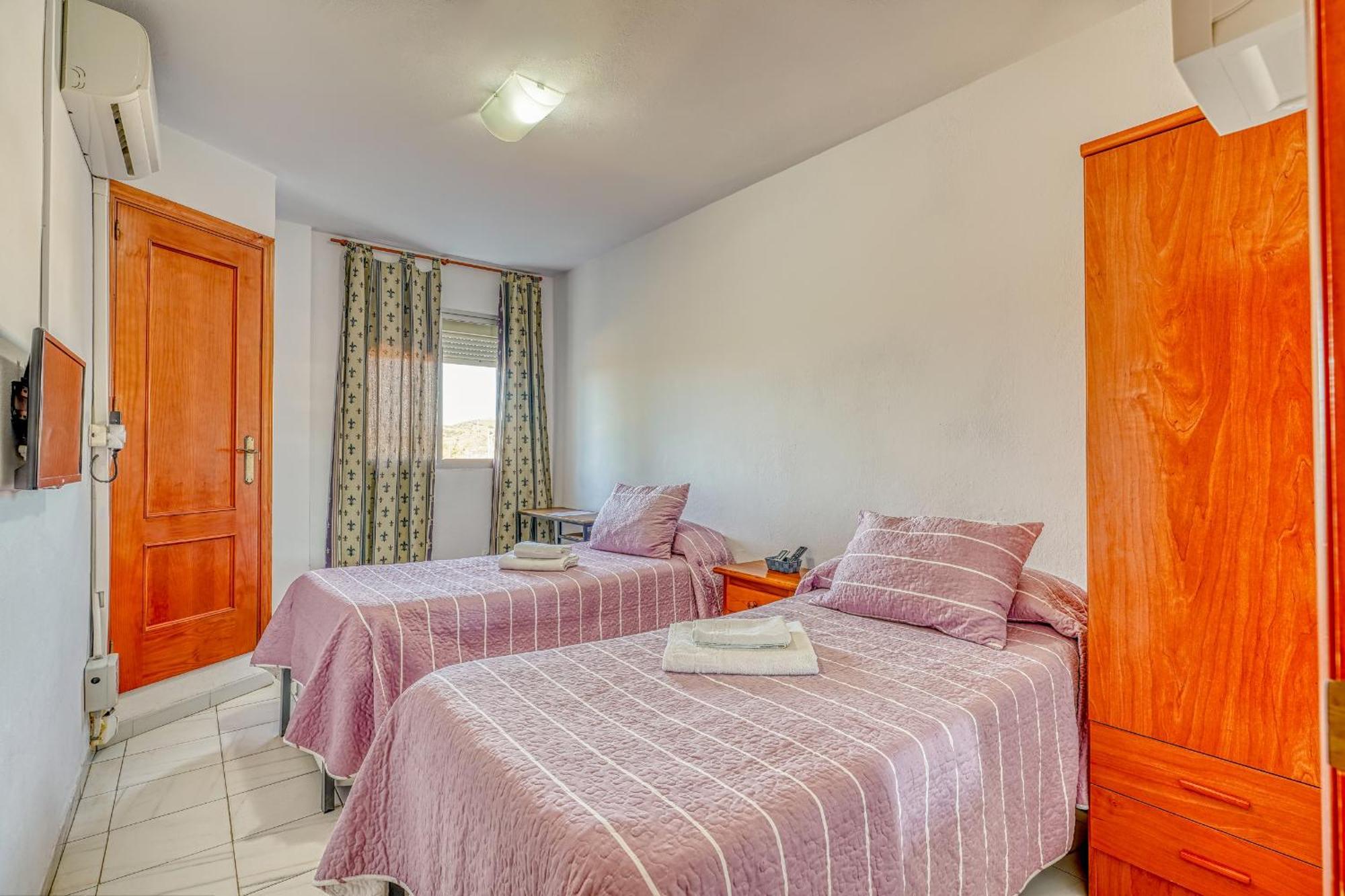 Ochomin Hostel Сан-Мартин-дель-Тесорильо Экстерьер фото