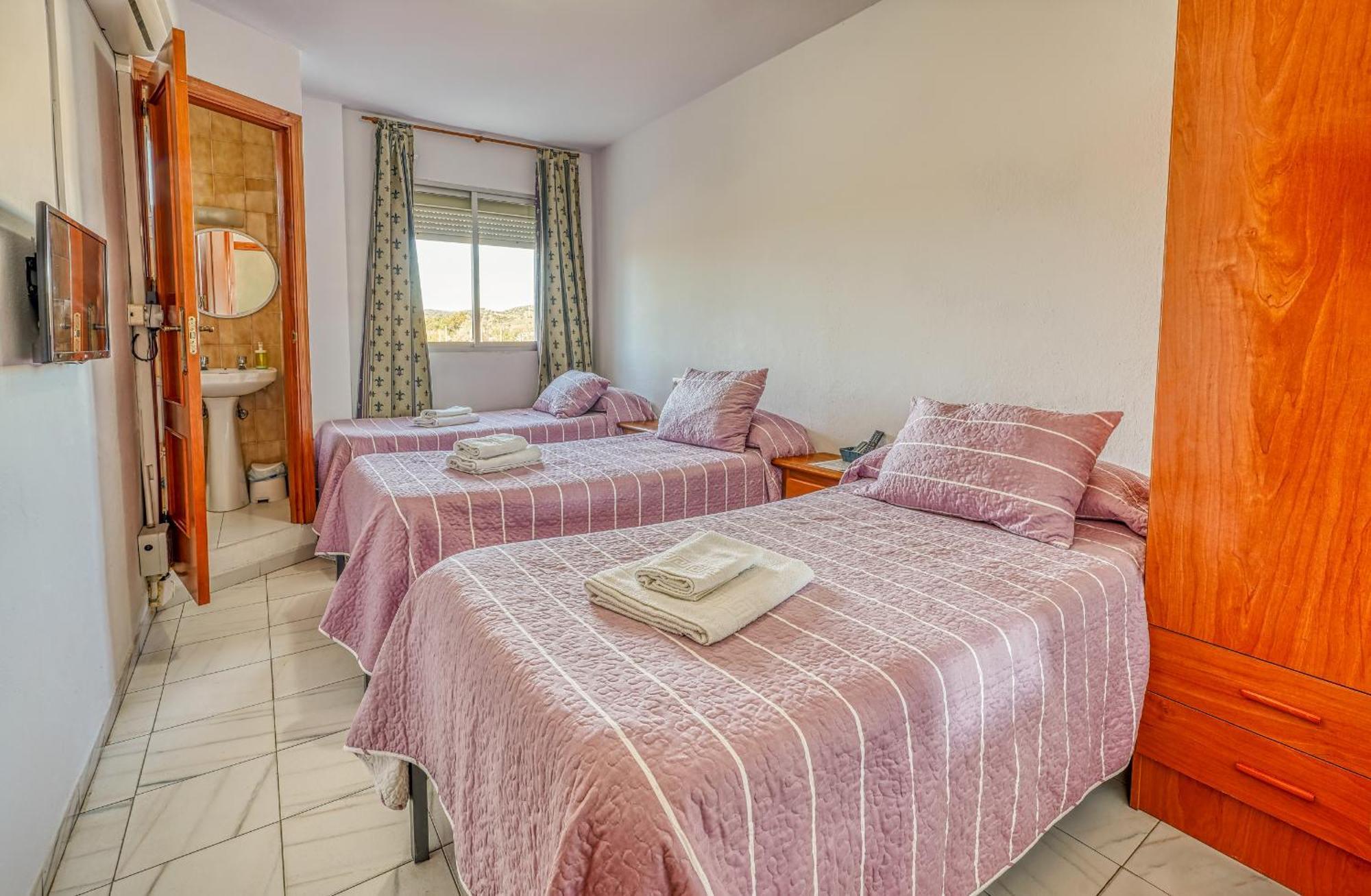 Ochomin Hostel Сан-Мартин-дель-Тесорильо Экстерьер фото